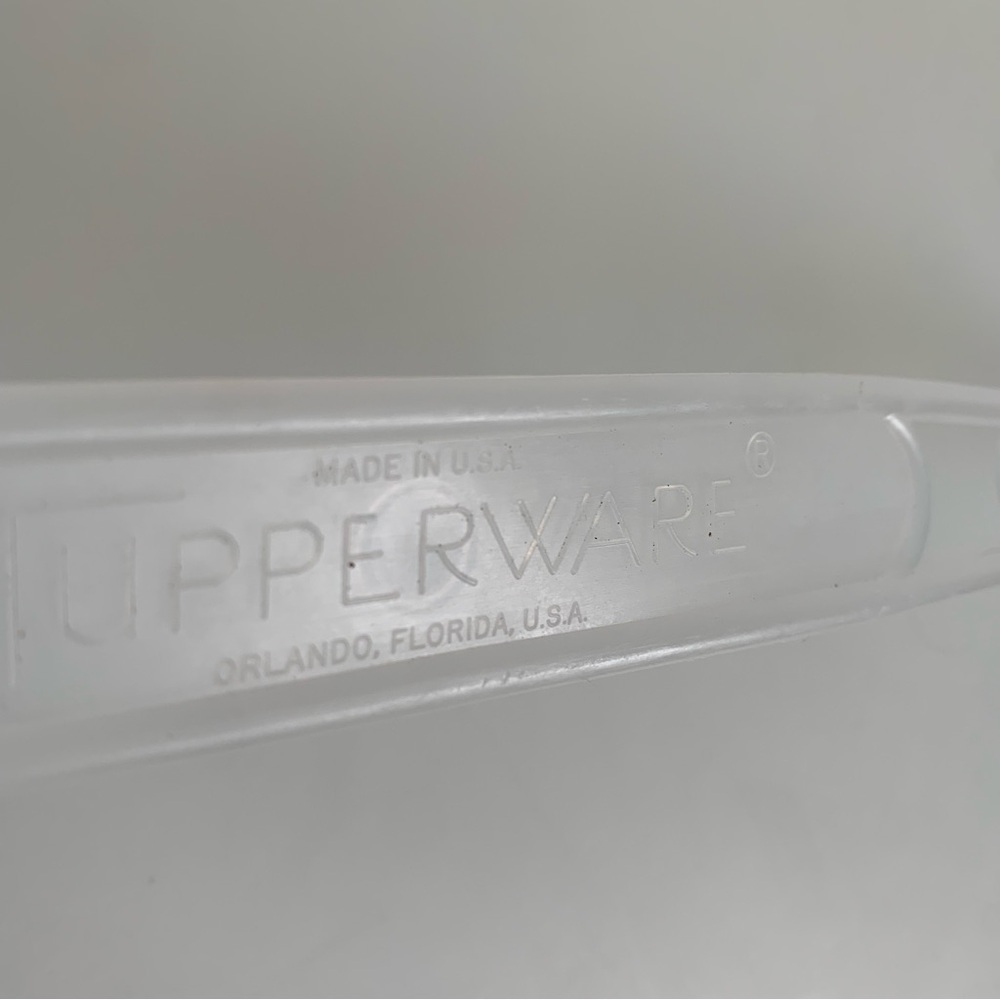VTG TUPPERWARE Large Cake Carrier 15x11” Sheet Cupcake Handle Storage Rectangle - Picture 5 of 13